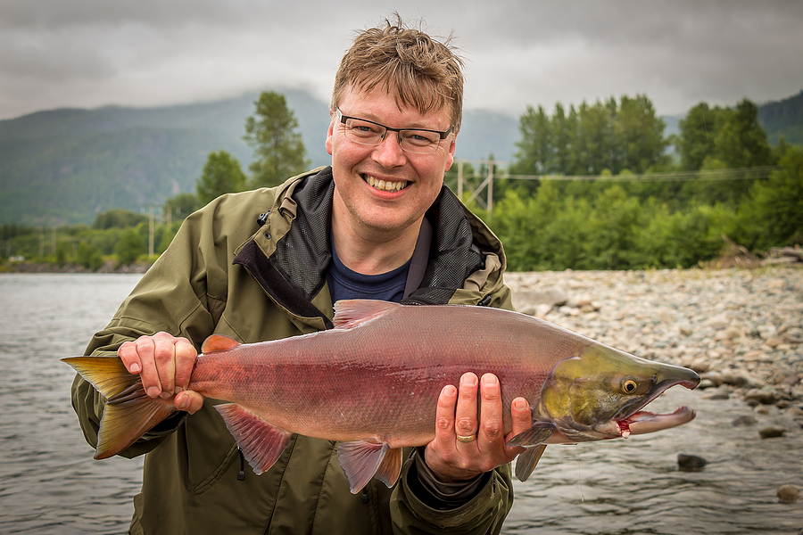5 Top Places for Salmon Fishing [USA / Canada] – Ultimate Fishing